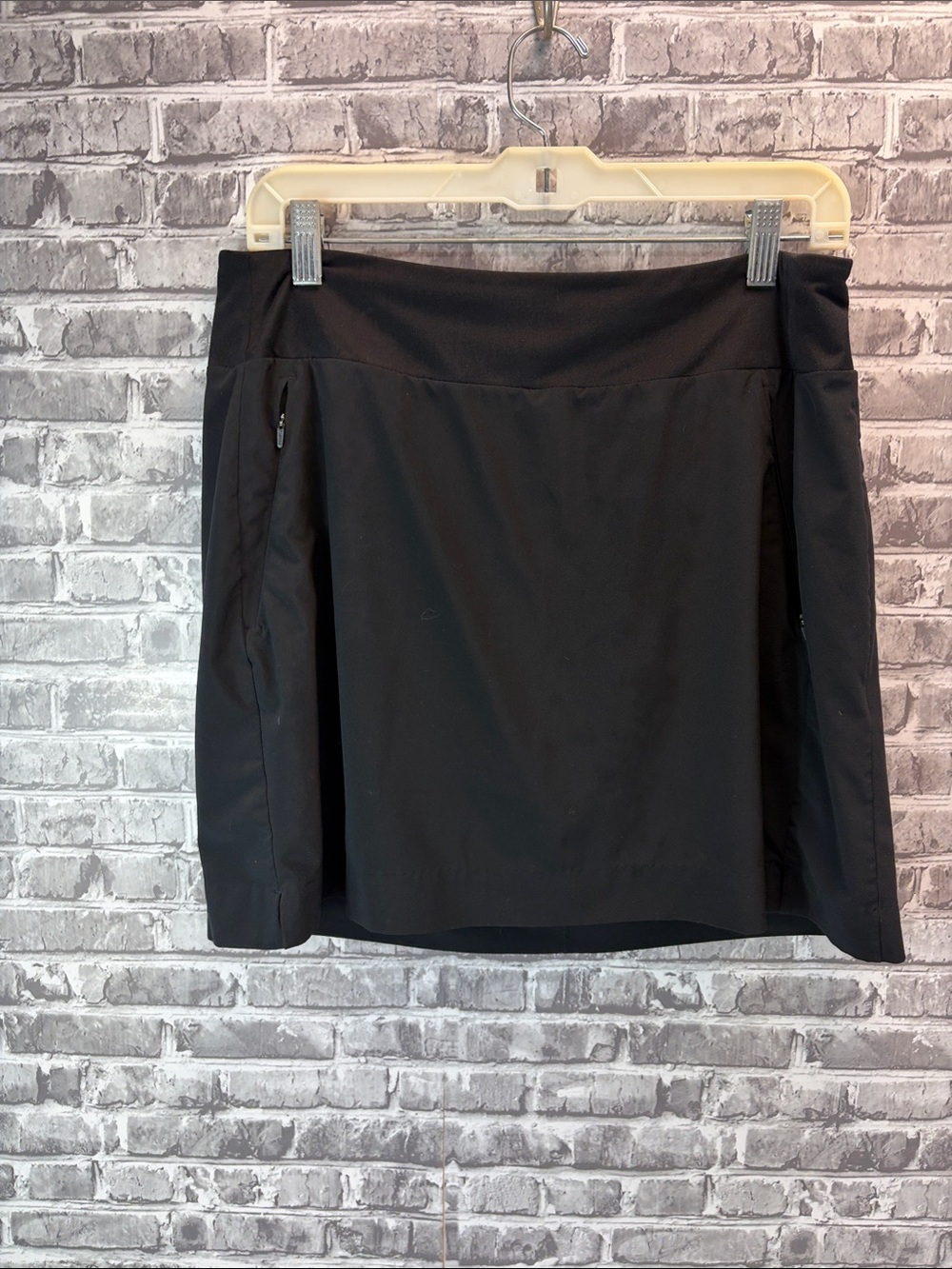 Athleta Black Active Skort with Zipper Pockets